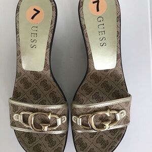 GUESS Brown G logo print wedge sandals size 7